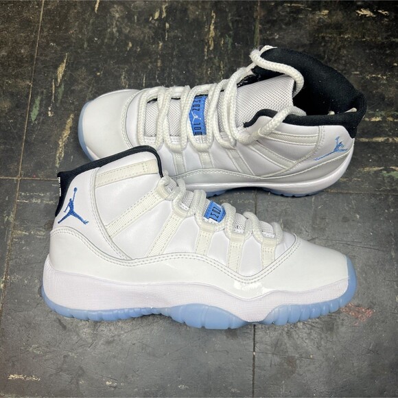 Air Jordan 11 Retro GS Legend Blue Columbia 2024 Sz 4Y (378038-104) MJ Clean - Picture 1 of 7